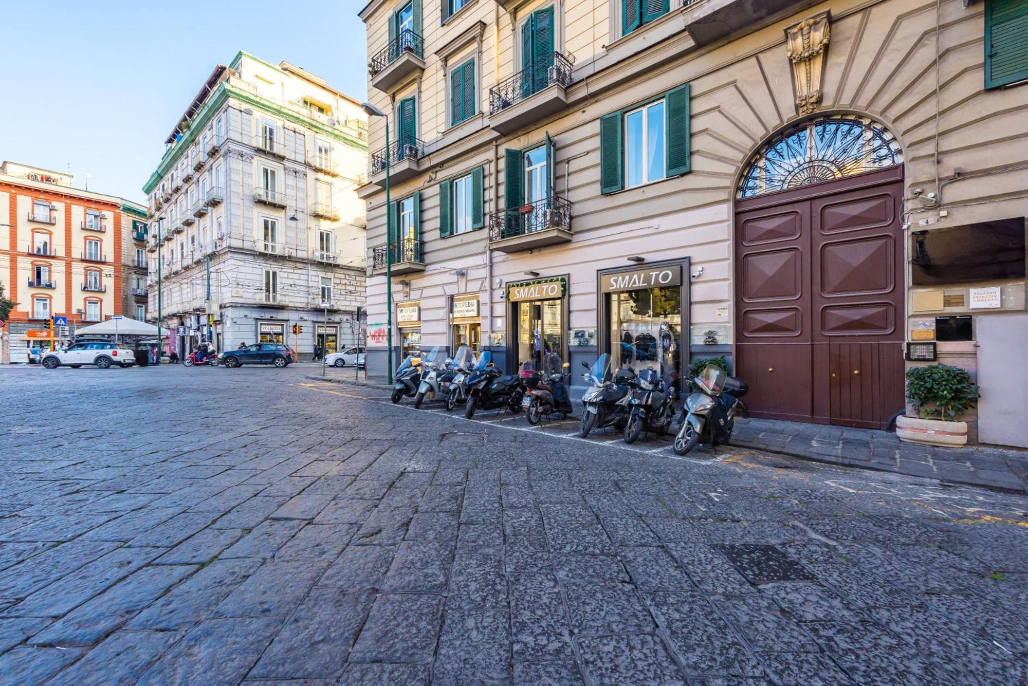 Appartamento Blu By Napoliapartments