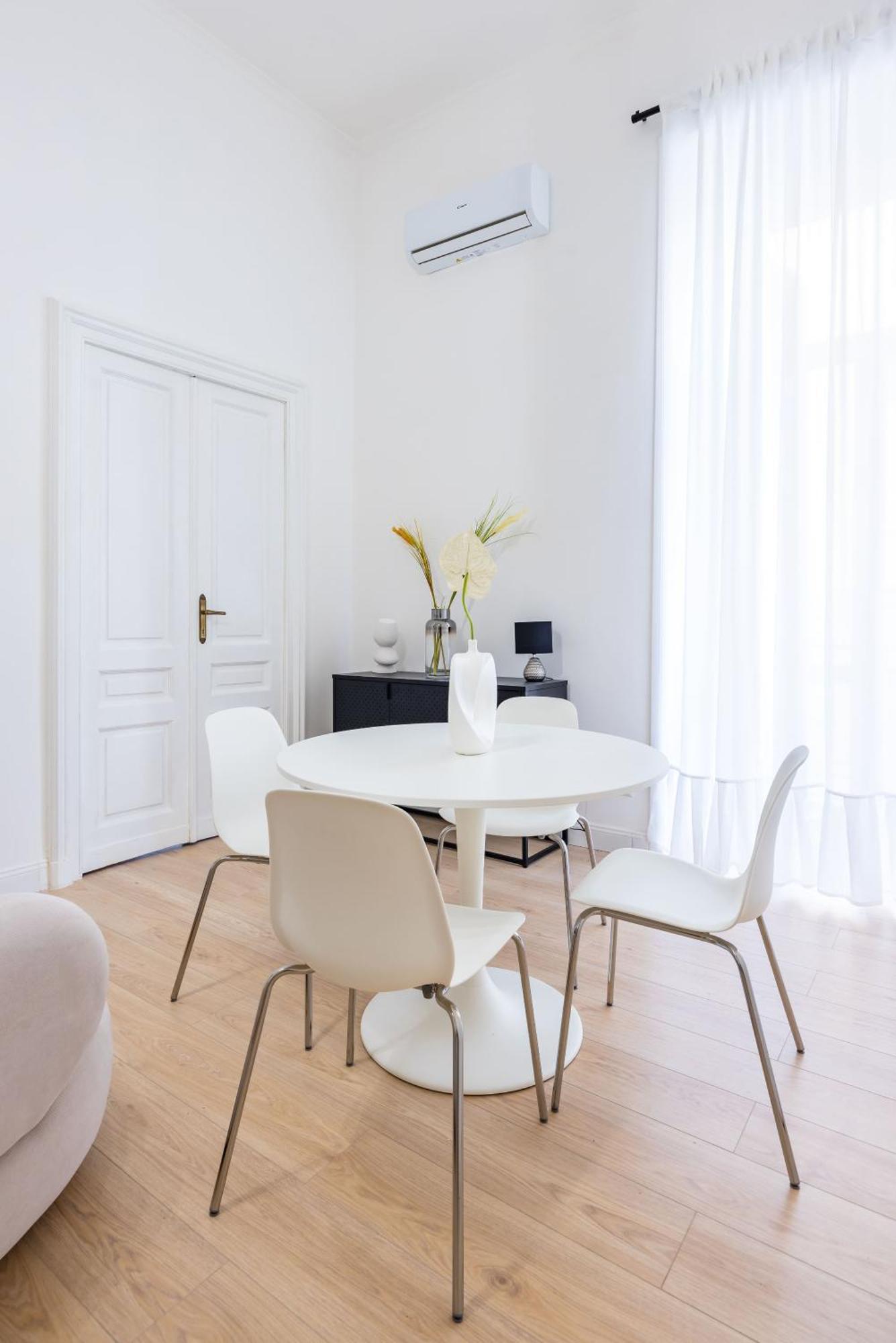 Blu By Napoliapartments *